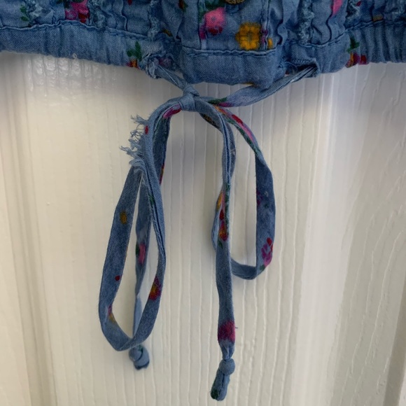 3 for $15 Garage Blue Floral Top - Picture 7 of 9